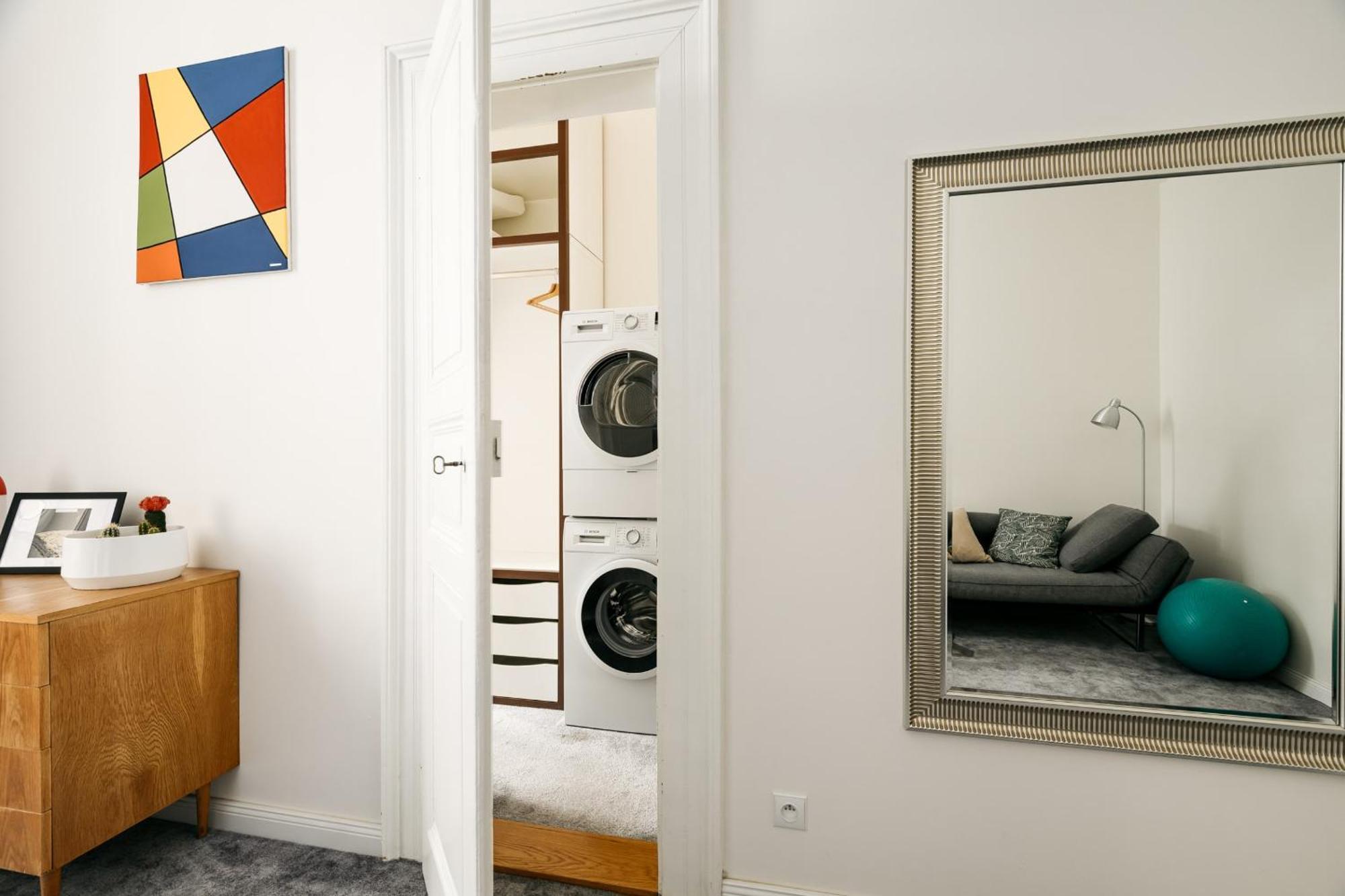 Comfortable And Cosy Apt A Few Steps From Dancing House And Naplavka Dance Prága Kültér fotó