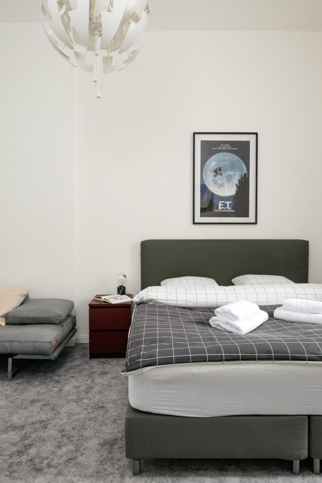 Comfortable And Cosy Apt A Few Steps From Dancing House And Naplavka Dance Prága Kültér fotó