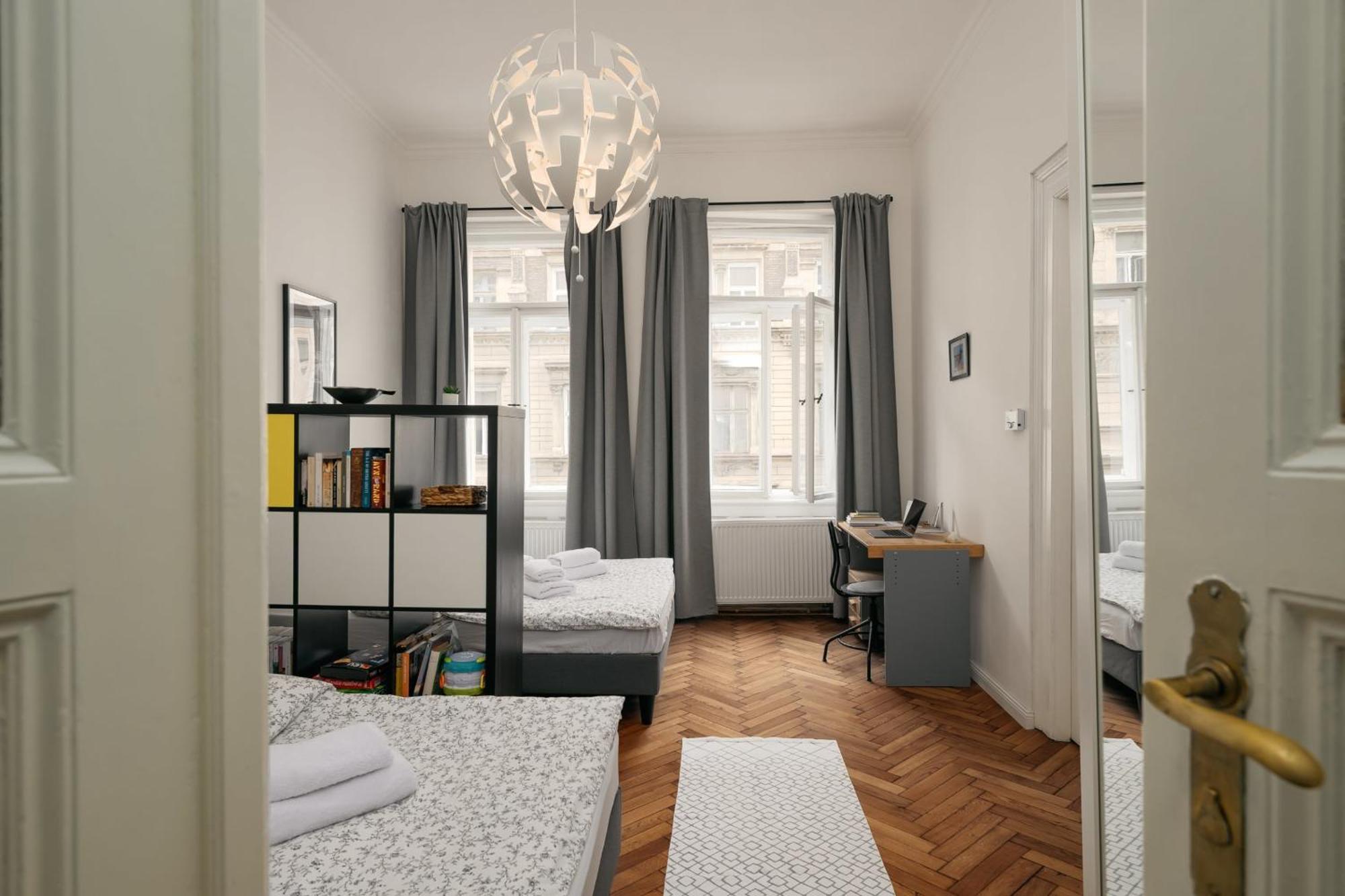 Comfortable And Cosy Apt A Few Steps From Dancing House And Naplavka Dance Prága Kültér fotó